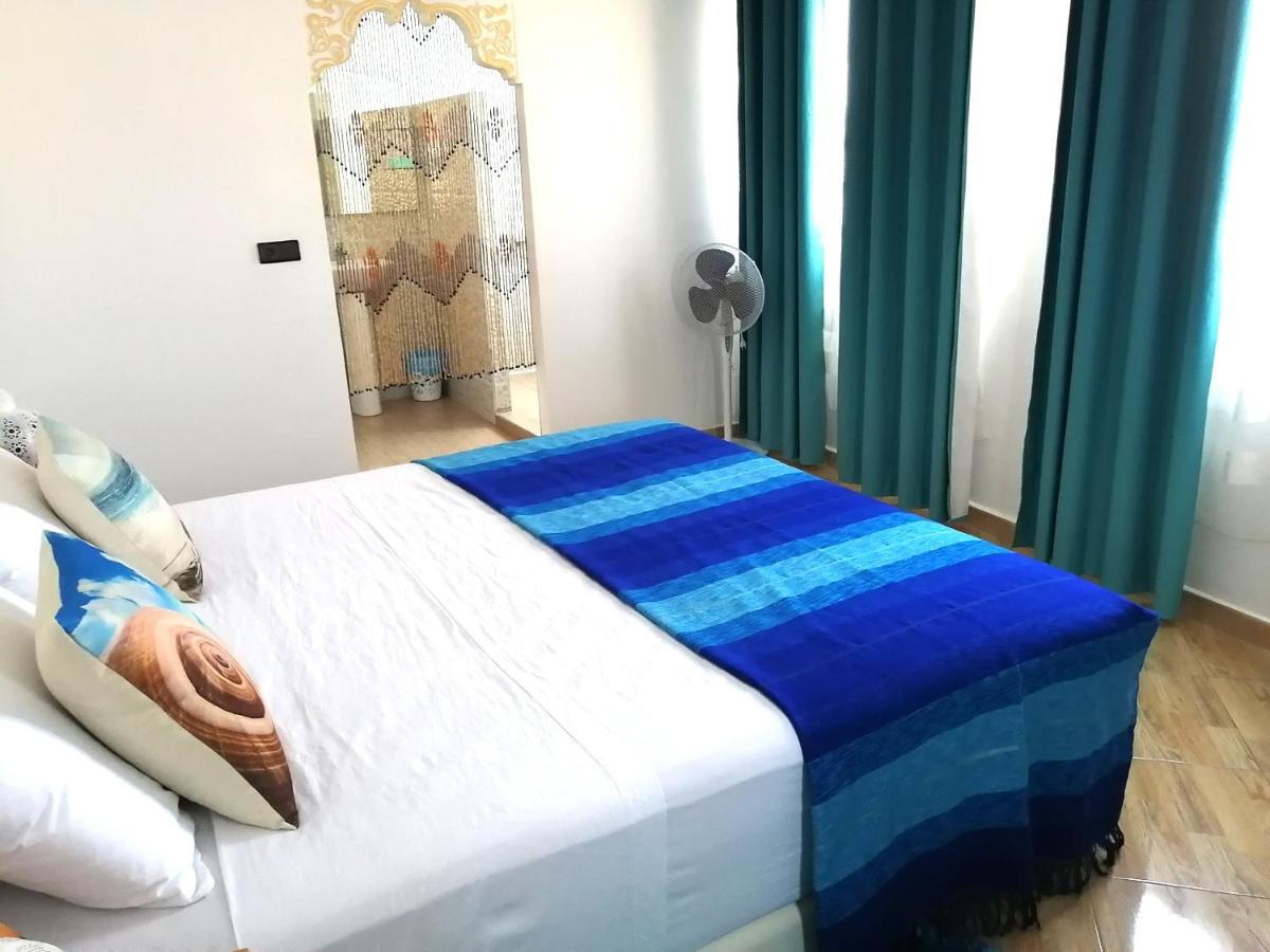 Sara House Nador Aparthotel Esterno foto