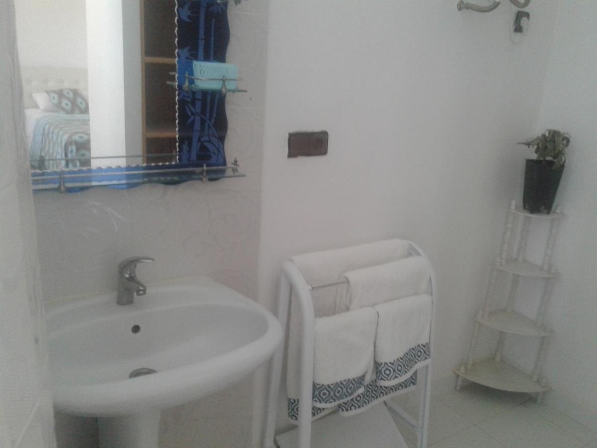 Sara House Nador Aparthotel Esterno foto